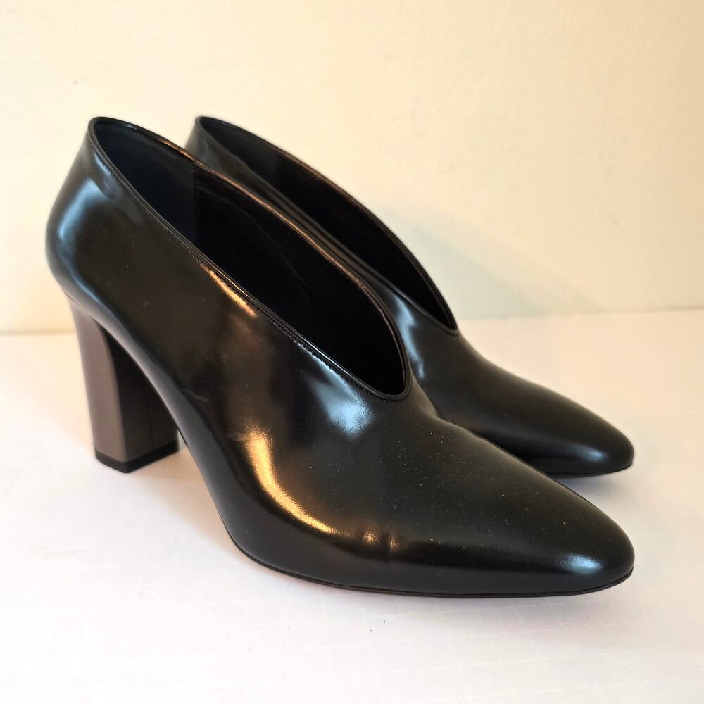 Via Spiga Baran Block Heel Pump Women's 9.5M Black Brown Leather Modernist